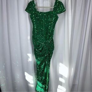 Grass Fields Dress Sz 8 Green Velvet And Sequins Ruched Maxi High Slit EUC